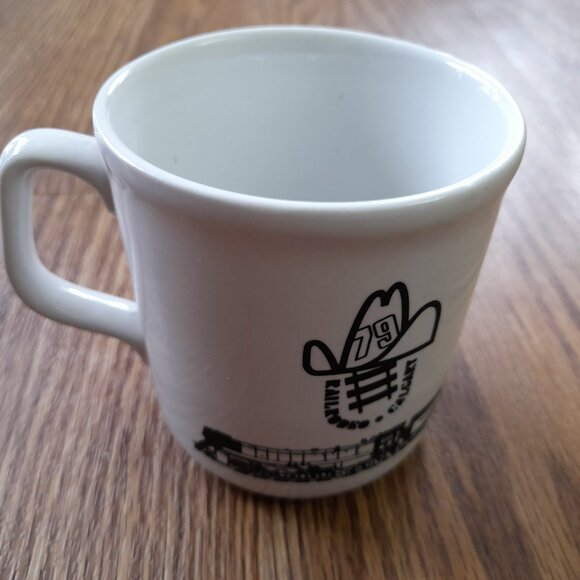 Vintage 70s Mug Train Railrodeo Calgary 1979 CP Canadian Pacific Railway Railfan - Picture 2 of 13